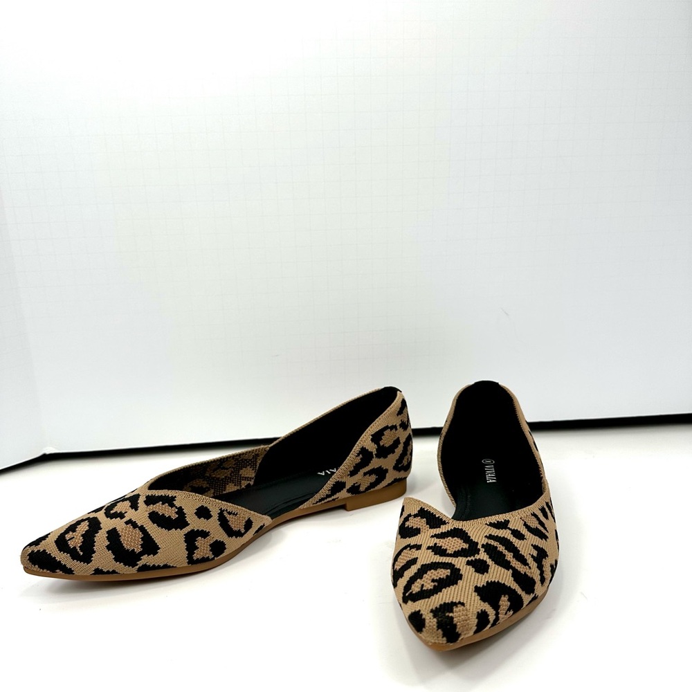 Vivaia Pointed-Toe D'Orsay Flats (Melia)
